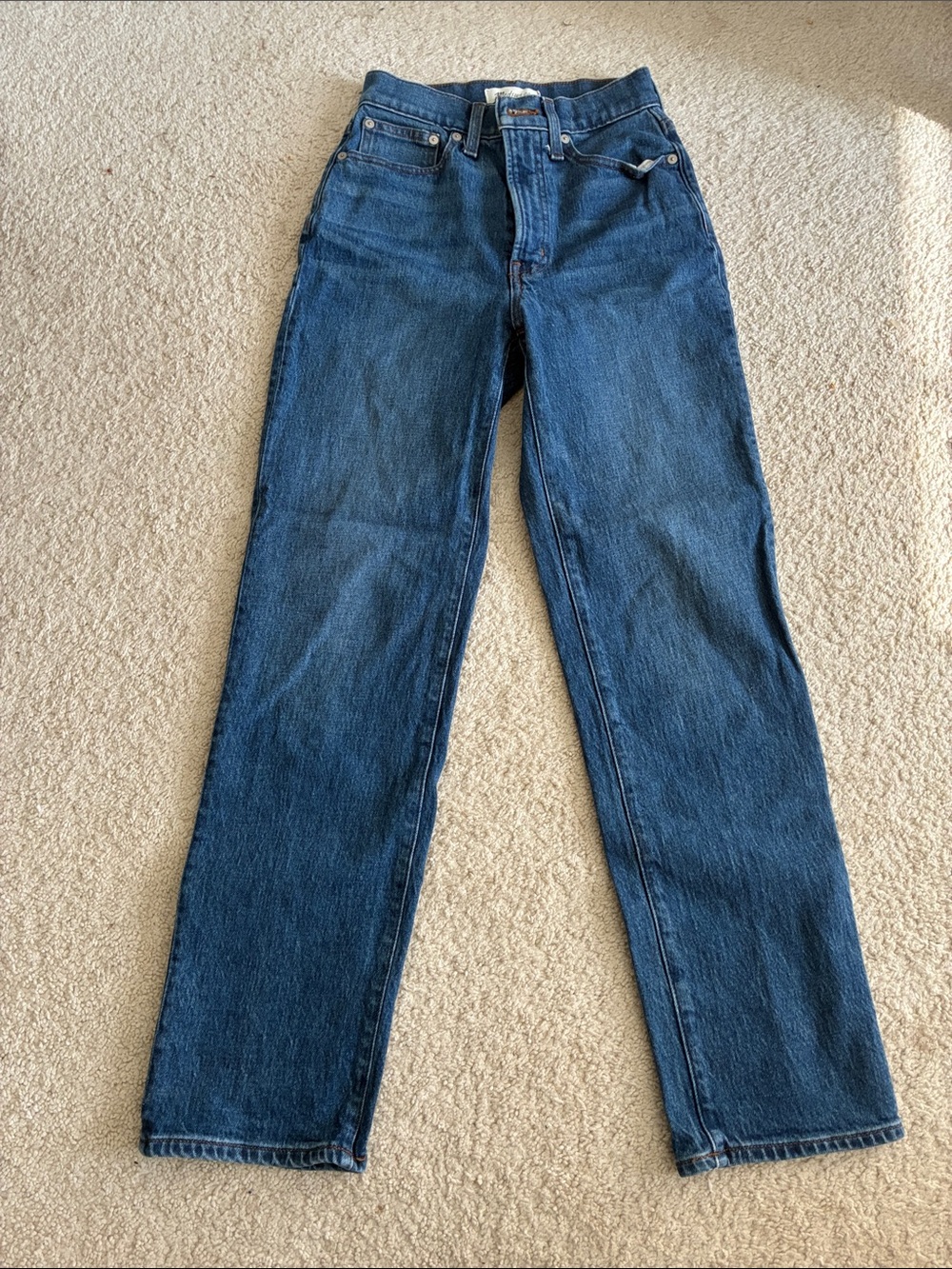 Madewell Straight-Leg Women's Jeans in Dark Blue Denim